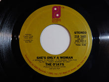 画像をギャラリービューアに読み込む, O'Jays - Message In Our Music / She's Only A Woman (7 inch Record / Used)
