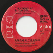 画像をギャラリービューアに読み込む, Friends Of Distinction - Grazing In The Grass / Going In Circles (7 inch Record / Used)
