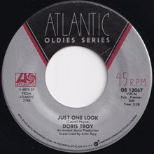 画像をギャラリービューアに読み込む, Jackie Moore / Doris Troy - Precious, Precious / Just One Look (7 inch Record / Used)