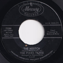 Load image into Gallery viewer, Pixies Three - It's Summer Time U.S.A. / The Hootch (7 inch Record / Used)