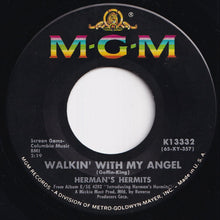 Load image into Gallery viewer, Herman's Hermits - Silhouettes / Walkin' With My Angel (7 inch Record / Used)