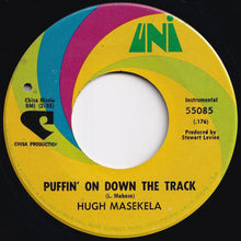画像をギャラリービューアに読み込む, Hugh Masekela - Puffin' On Down The Track / Do Me So La So So (7 inch Record / Used)