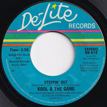 画像をギャラリービューアに読み込む, Kool & The Gang - Get Down On It / Steppin' Out (7 inch Record / Used)