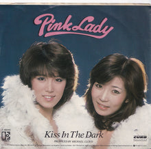 画像をギャラリービューアに読み込む, Pink Lady - Kiss In The Dark / Walk Away Renee (7 inch Record / Used)