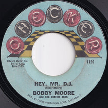 画像をギャラリービューアに読み込む, Bobby Moore & The Rhythm Aces - Searching For My Love / Hey, Mr. D.J. (7 inch Record / Used)