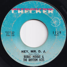 画像をギャラリービューアに読み込む, Bobby Moore & The Rhythm Aces - Searching For My Love / Hey, Mr. D.J. (7 inch Record / Used)