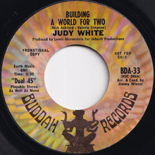 画像をギャラリービューアに読み込む, Judy White - (Tell Me) Who Am I / Building A World For Two (7 inch Record / Used)