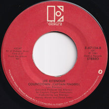画像をギャラリービューアに読み込む, Lee Ritenour - Is It You / Countdown (Captain Fingers) (7 inch Record / Used)