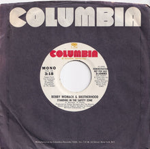 画像をギャラリービューアに読み込む, Bobby Womack & Brotherhood - Standing In The Safety Zone (Stereo) / (Mono) (7 inch Record / Used)