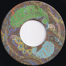 画像をギャラリービューアに読み込む, Prince And The Revolution - Pop Life / Hello (7 inch Record / Used)