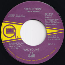 画像をギャラリービューアに読み込む, Val Young - Seduction / (Instrumental) (7 inch Record / Used)
