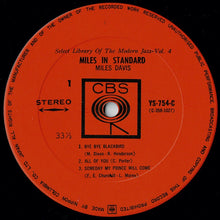 画像をギャラリービューアに読み込む, Miles Davis - Miles In Standard (LP Record / Used)