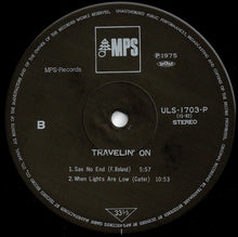 画像をギャラリービューアに読み込む, Oscar Peterson - Travelin' On (LP Record / Used)