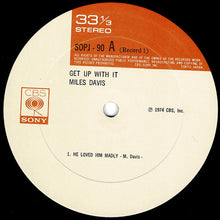 画像をギャラリービューアに読み込む, Miles Davis - Get Up With It (LP Record / Used)