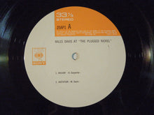 画像をギャラリービューアに読み込む, Miles Davis - Miles Davis At Plugged Nickel, Chicago (LP-Vinyl Record/Used)