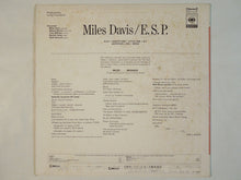 画像をギャラリービューアに読み込む, Miles Davis - E.S.P. (LP-Vinyl Record/Used)