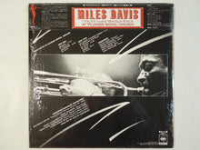 画像をギャラリービューアに読み込む, Miles Davis - Miles Davis At Plugged Nickel, Chicago (LP-Vinyl Record/Used)