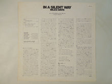 画像をギャラリービューアに読み込む, Miles Davis - In A Silent Way (LP-Vinyl Record/Used)