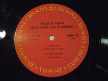 画像をギャラリービューアに読み込む, Miles Davis - Miles In Tokyo (LP-Vinyl Record/Used)