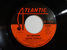 画像をギャラリービューアに読み込む, Aretha Franklin - Day Dreaming / I've Been Loving You Too Long (7inch-Vinyl Record/Used)