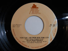 画像をギャラリービューアに読み込む, Ollie Nightingale - How Far Am I From New York City / May The Best Man Win (7inch-Vinyl Record/Used)