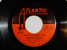 画像をギャラリービューアに読み込む, Aretha Franklin - Jump / Hooked On Your Love (7inch-Vinyl Record/Used)