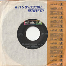 Load image into Gallery viewer, Three Dog Night - Easy To Be Hard / Dreaming Isn't Good For You (7inch-Vinyl Record/Used)