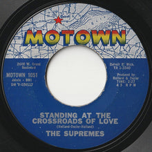 Load image into Gallery viewer, Supremes - When The Lovelight Starts Shining Through His Eyes / Standing At The Crossroads Of Love (7inch-Vinyl Record/Used)