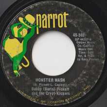 Load image into Gallery viewer, Bobby (Boris) Pickett And The Crypt-Kickers - Monster Mash / Monsters' Mash Party (7 inch Record / Used)