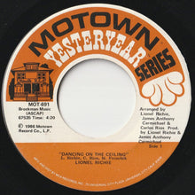 画像をギャラリービューアに読み込む, Lionel Richie - Dancing On The Ceiling / Love Will Conquer All (7 inch Record / Used)