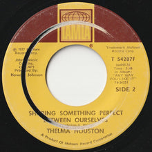 画像をギャラリービューアに読み込む, Thelma Houston - I'm Here Again / Sharing Something Perfect Between Ourselves (7 inch Record / Used)