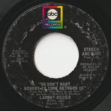 画像をギャラリービューアに読み込む, Lamont Dozier - Trying To Hold On To My Woman / We Don't Want Nobody To Come Between Us (7 inch Record / Used)