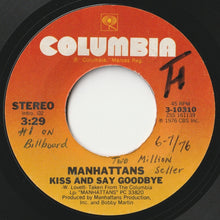 画像をギャラリービューアに読み込む, Manhattans - Kiss And Say Goodbye / Wonderful World Of Love (7 inch Record / Used)