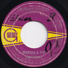 画像をギャラリービューアに読み込む, Martha & The Vandellas - I'm Ready For Love / He Doesn't Love Her Anymore (7 inch Record / Used)