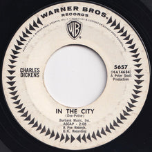 画像をギャラリービューアに読み込む, Charles Dickens - That's The Way Love Goes / In The City (7 inch Record / Used)