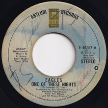 画像をギャラリービューアに読み込む, Eagles - One Of These Nights / Visions (7 inch Record / Used)