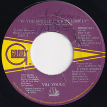 画像をギャラリービューアに読み込む, Val Young - If You Should Ever Be Lonely / (Instrumental) (7 inch Record / Used)