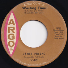 画像をギャラリービューアに読み込む, James Phelps - Wasting Time / La De Da, I'm A Fool In Love (7 inch Record / Used)