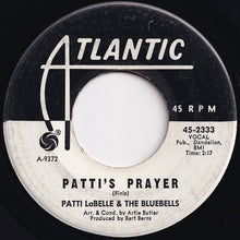 画像をギャラリービューアに読み込む, Patti LaBelle And The Bluebells - Ebb Tide / Patti's Prayer (7 inch Record / Used)