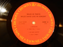画像をギャラリービューアに読み込む, Miles Davis - Miles In Tokyo (LP-Vinyl Record/Used)