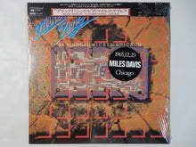 画像をギャラリービューアに読み込む, Miles Davis - Miles Davis At Plugged Nickel, Chicago (LP-Vinyl Record/Used)