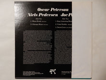Load image into Gallery viewer, Oscar Peterson - The Trio (LP-Vinyl Record/Used)