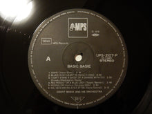 画像をギャラリービューアに読み込む, Count Basie - Basic Basie (LP-Vinyl Record/Used)