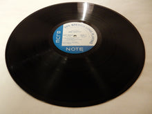 画像をギャラリービューアに読み込む, Eric Dolphy - Out To Lunch! (LP-Vinyl Record/Used)
