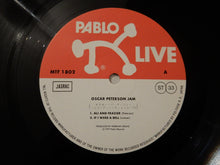 Load image into Gallery viewer, Oscar Peterson - Montreux '77 (LP-Vinyl Record/Used)