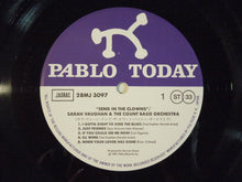 画像をギャラリービューアに読み込む, Sarah Vaughan - Send In The Clowns (LP-Vinyl Record/Used)
