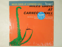 画像をギャラリービューアに読み込む, Miles Davis Miles Davis At Carnegie Hall CBS/Sony 18AP 2059