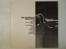 画像をギャラリービューアに読み込む, Miles Davis - The Artistry Of Miles Davis (2LP-Vinyl Record/Used)