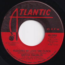 Charger l&#39;image dans la galerie, Aretha Franklin - Share Your Love With Me / Pledging My Love-The Clock (7 inch Record / Used)

