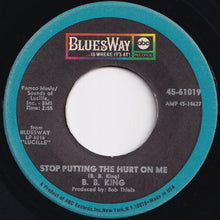 Load image into Gallery viewer, B.B. King - Stop Putting The Hurt On Me / The B.B. Jones (7 inch Record / Used)
